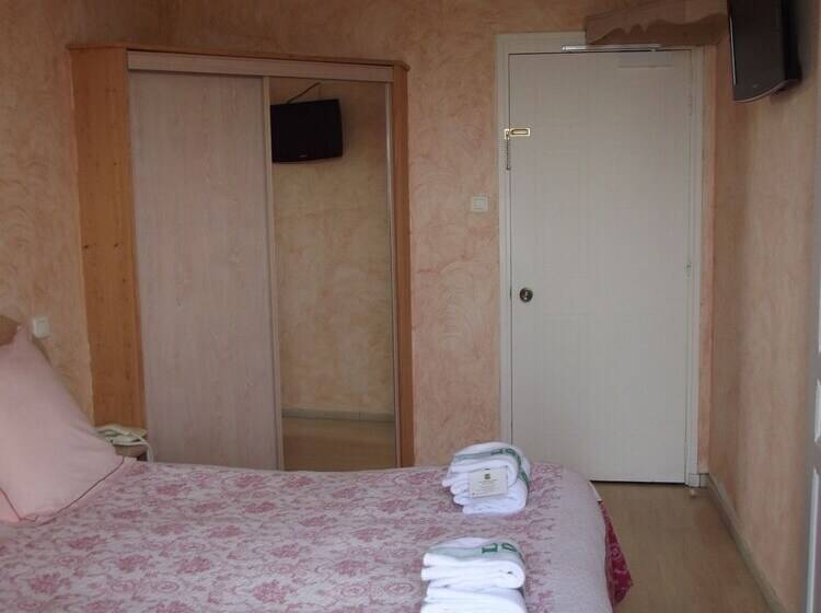 Номер Стандарт, Hôtel Muret