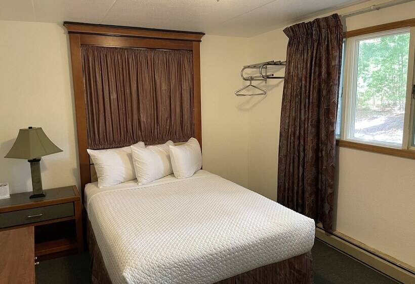 Family Suite, Trails End Motel