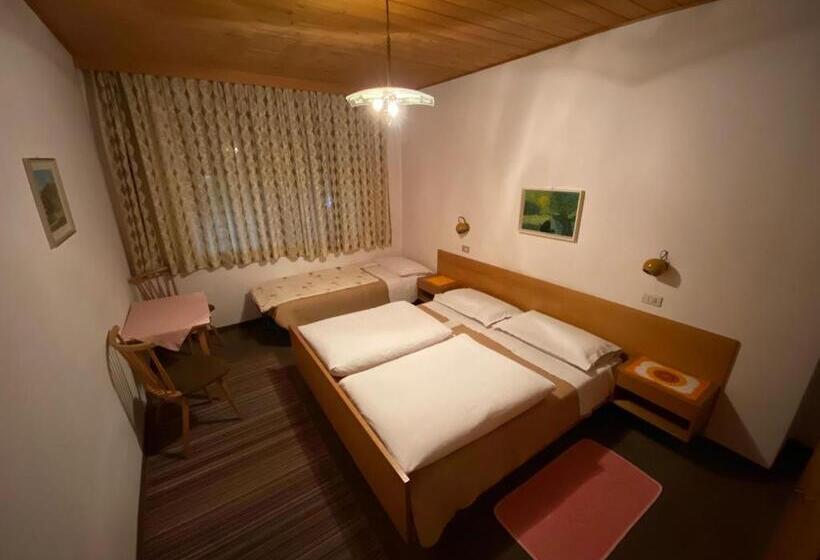 Номер Стандарт Трехместный, Gasthof Albergo Ressmair