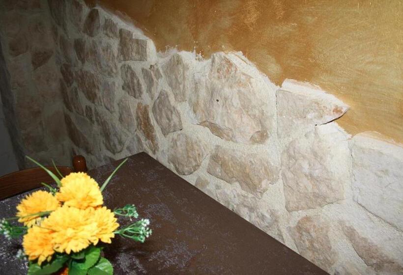 اتاق استاندارد چهار تخته, B&b Borgo Pileri