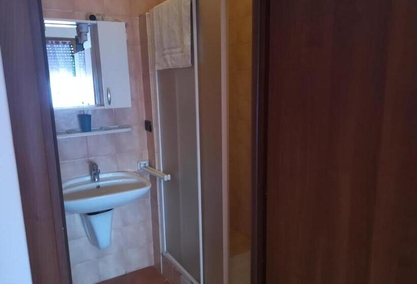 标准间, B&b Ciampino