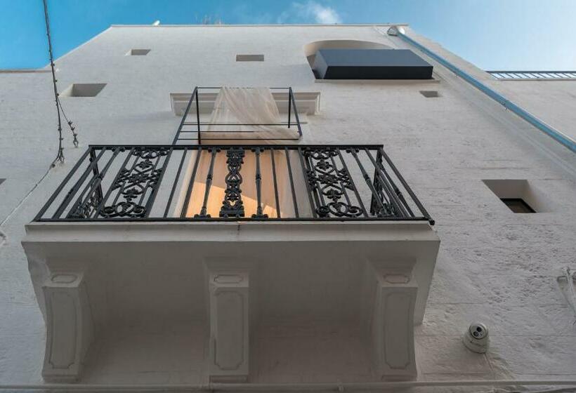 Полулюкс с Балконом, Palazzo Biancofiore, Suites   Rooftop   Spa