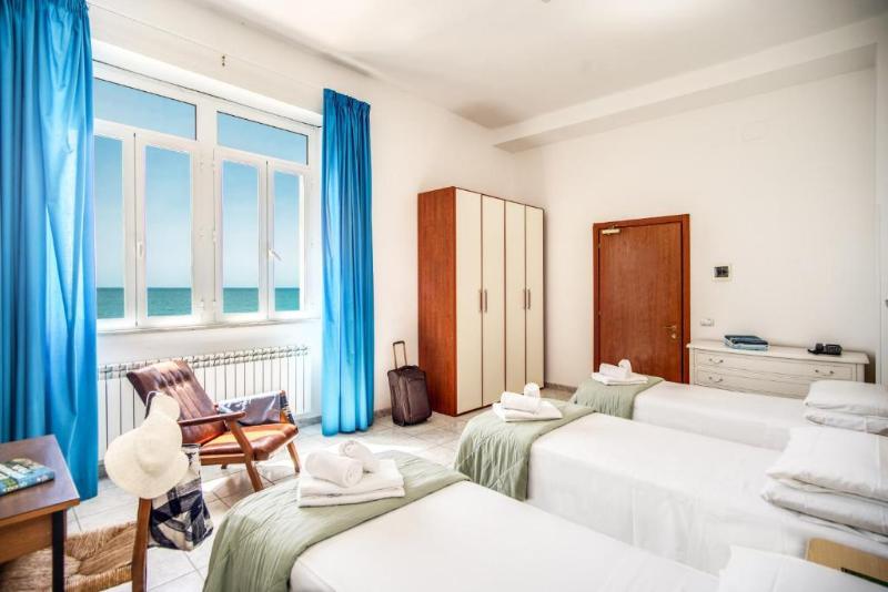 Номер Стандарт Трехместный, Villa Mg