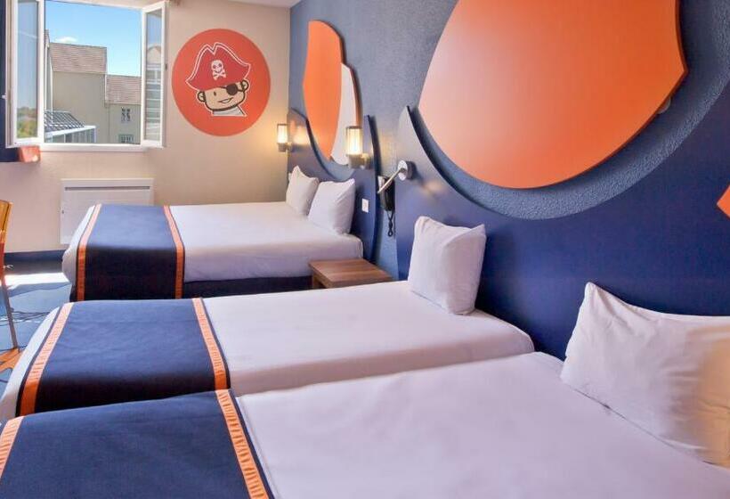 Семейный Номер, Explorers Hotel Marne La Vallée