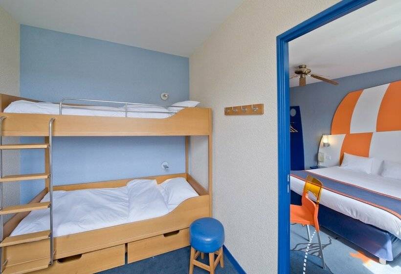 Семейный Номер, Explorers Hotel Marne La Vallée