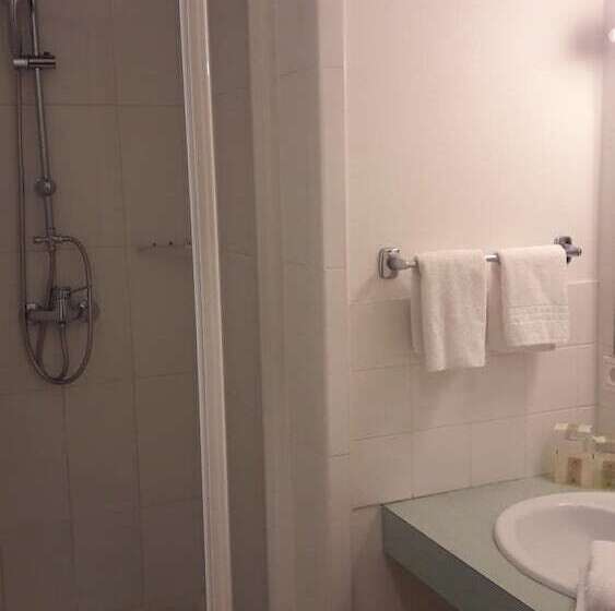 Номер Стандарт, Logis L Auberge Bourbonnaise