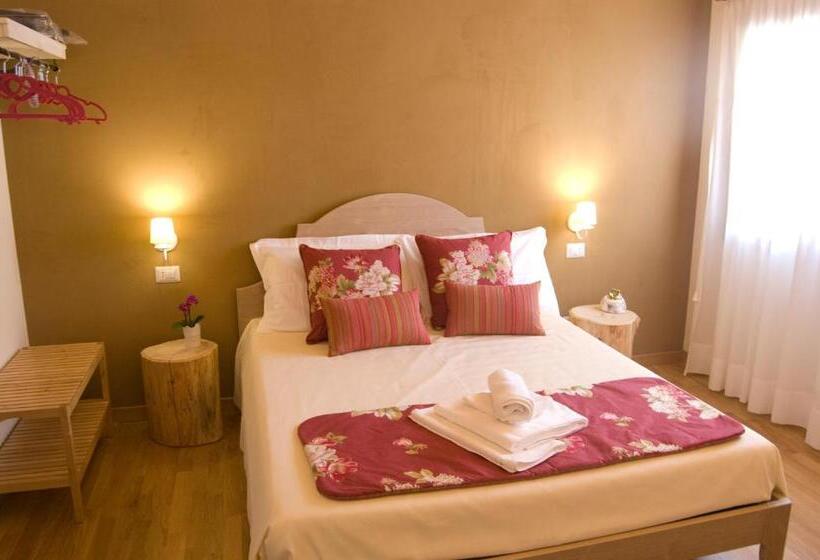 اتاق استاندارد با چشم‌انداز کوهستان, B&b Le Antiche Cisterne