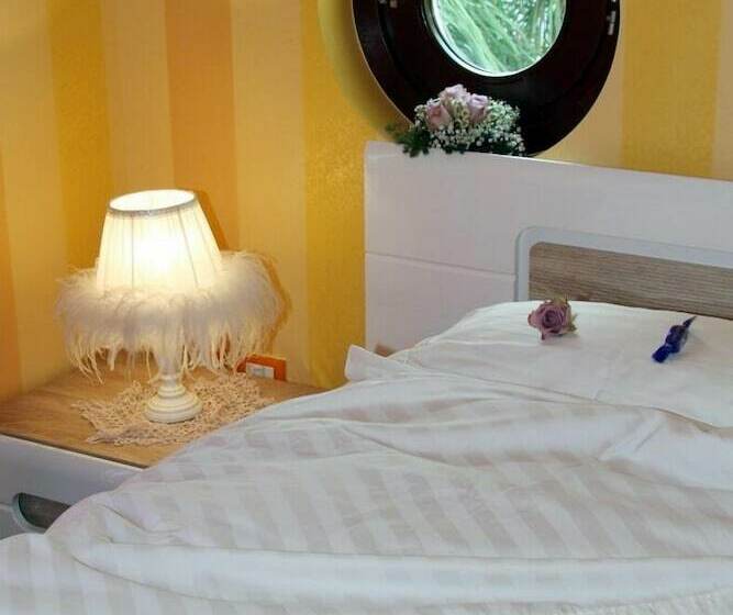 Номер Deluxe с Балконом, B&b Villa Il Sughero