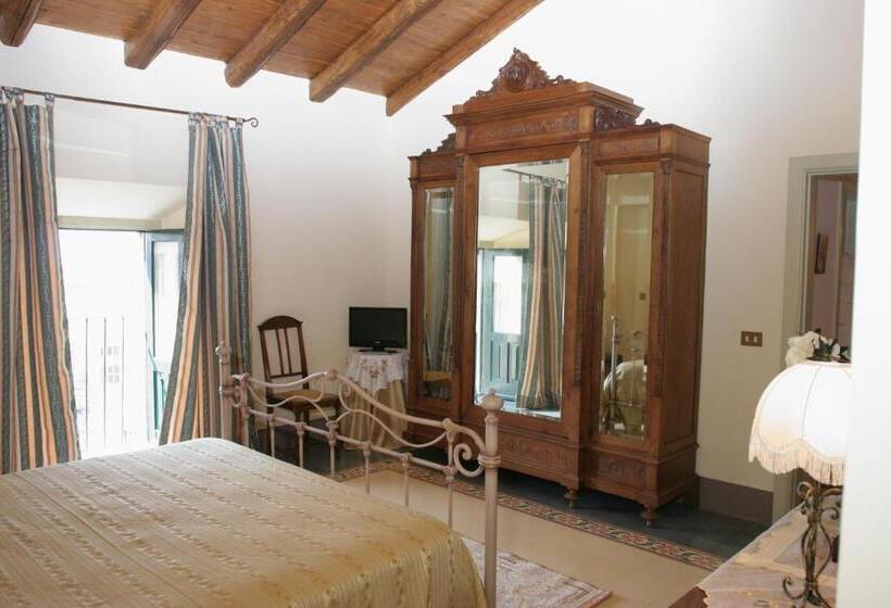 Трехместный Номер Стандарт Вид на Сад, B&b Palazzo Gambino