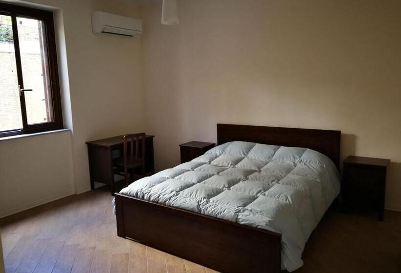 Standard room with outdoor bath, Backpackers
