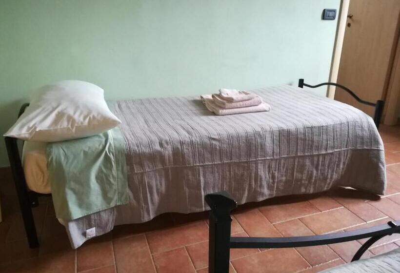 Номер Стандарт Трехместный, Agriturismo Loghino Sabbioni