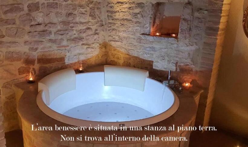 اتاق استاندارد, La Luna Nel Borgo