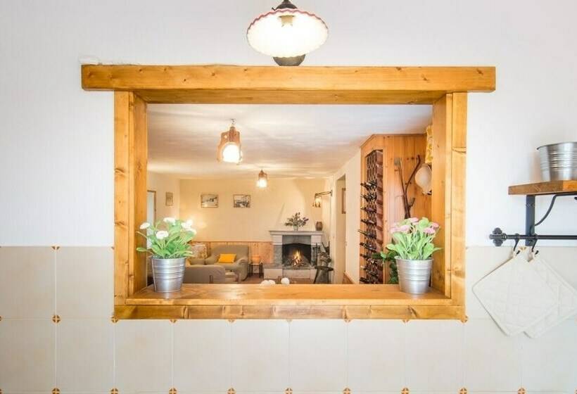 Семейные Апартаменты, B&b La Marella