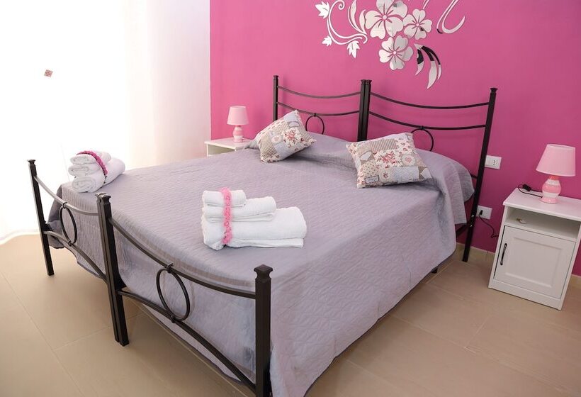 豪华三人间, B&b Il Melograno Antico Con Terrazza E Giardino