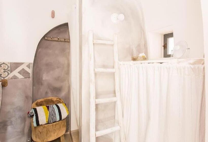 سوییت جونیور, Tenuta Del Lauro