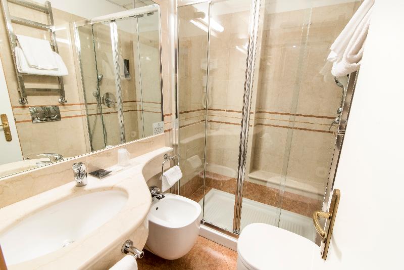 اتاق کلاسیک, Fh55 Grand Hotel Mediterraneo