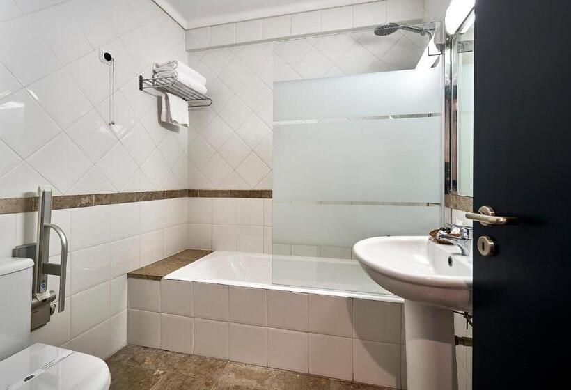 اتاق استاندارد چهار تخته, Galeria Suite