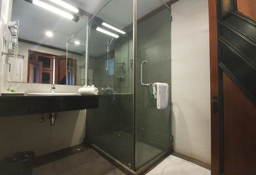 Трехместный Номер Deluxe Вид на Море, Induruwa Beach Resort