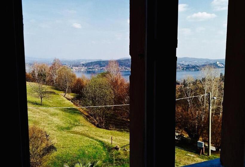 Семейный Номер, Swanlake Rooms
