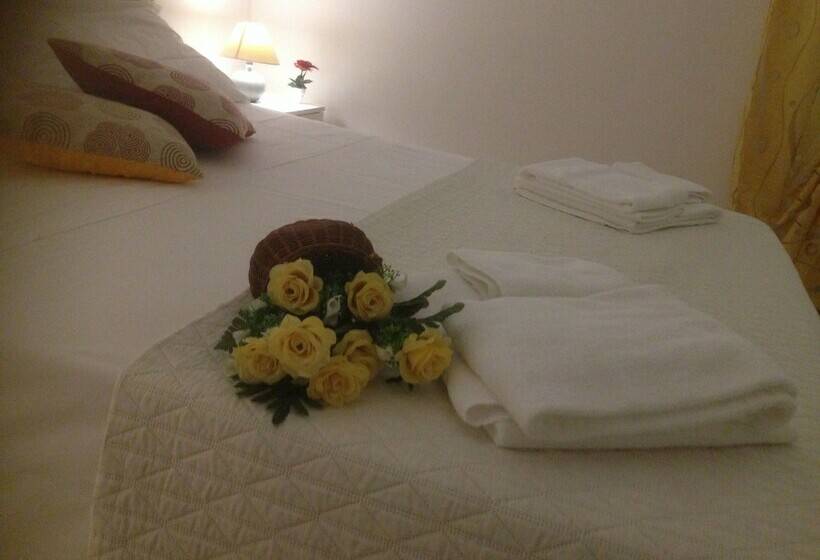 标准间, Mirage B&b