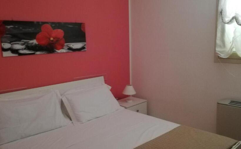 Четырехместный Номер Стандарт, Mirage B&b