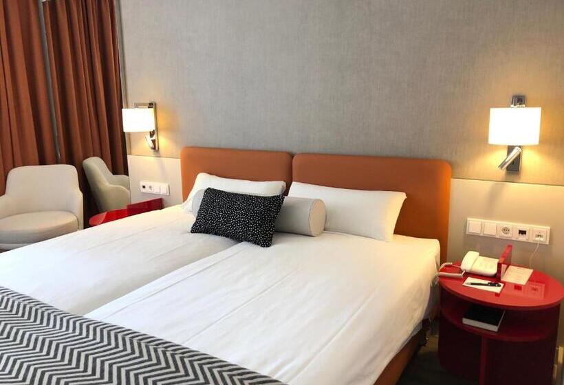 Номер Superior, Danubius Hotel Erzsébet City Center