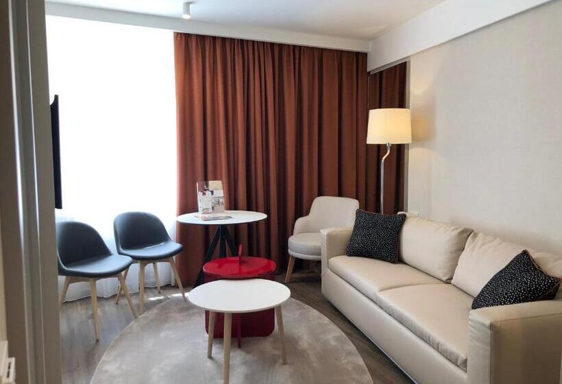 Полулюкс, Danubius Hotel Erzsébet City Center