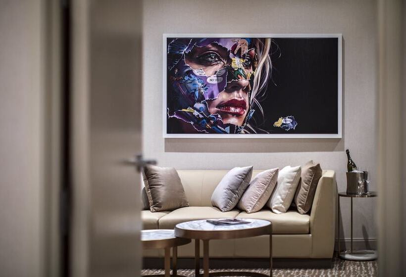 Люкс, Palms Casino Resort