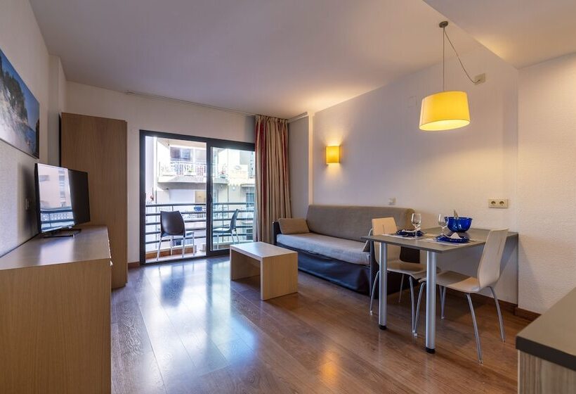 スタンダードスタジオ, Almirall Apartaments