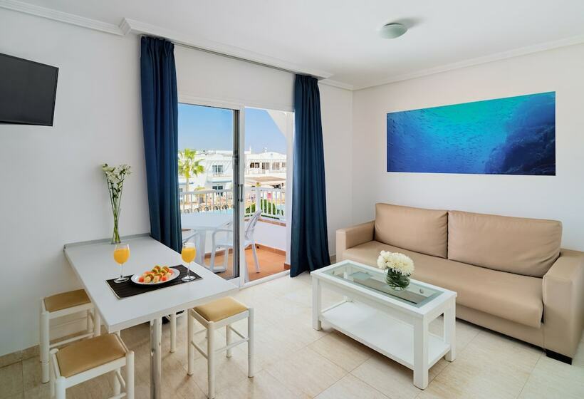 プールの見える１ベッドルームアパートメント, Arena Beach