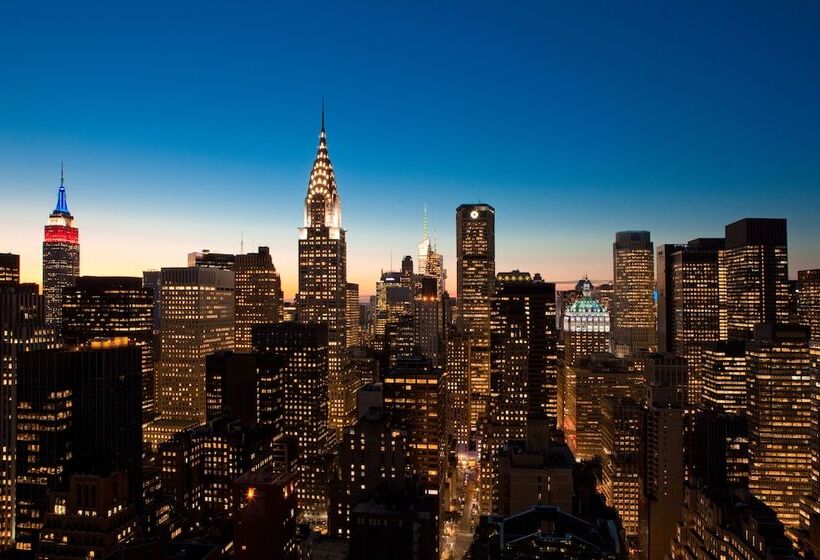 اتاق استاندارد با تخت بزرگ, Millennium Hilton New York One Un Plaza