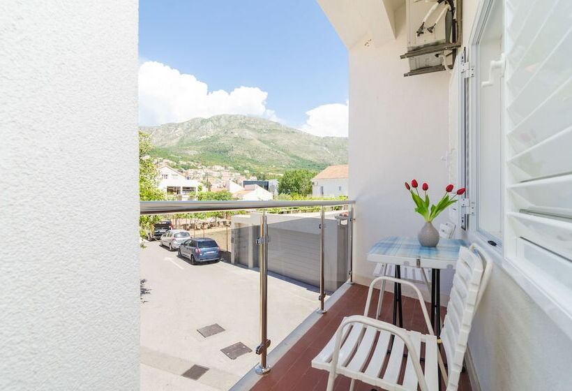 Апартаменты Комфорт 1 Спальня, Rooms & Apartments Barišić