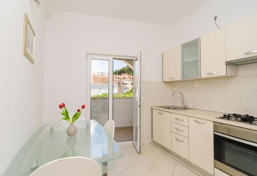 Студия Стандарт Вид на Город, Rooms & Apartments Barišić