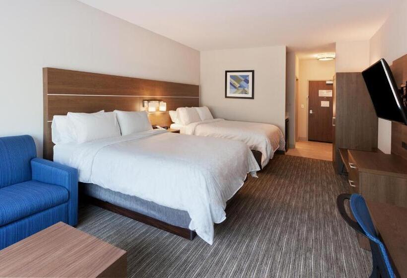 장애인을 위한 스위트, Holiday Inn Express & Suites   Fayetteville, An Ihg