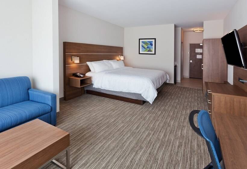 장애인을 위한 스위트, Holiday Inn Express & Suites   Fayetteville, An Ihg