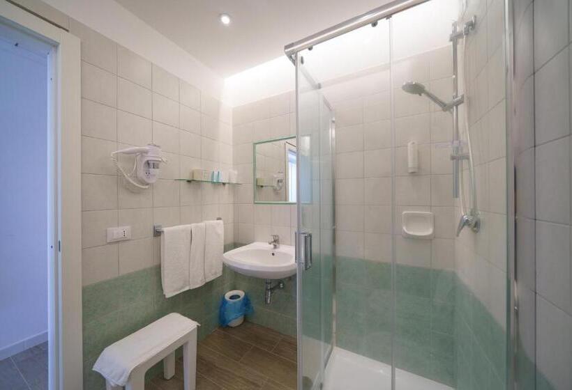 Номер Стандарт Боковой Вид на Море, Rodi Resort
