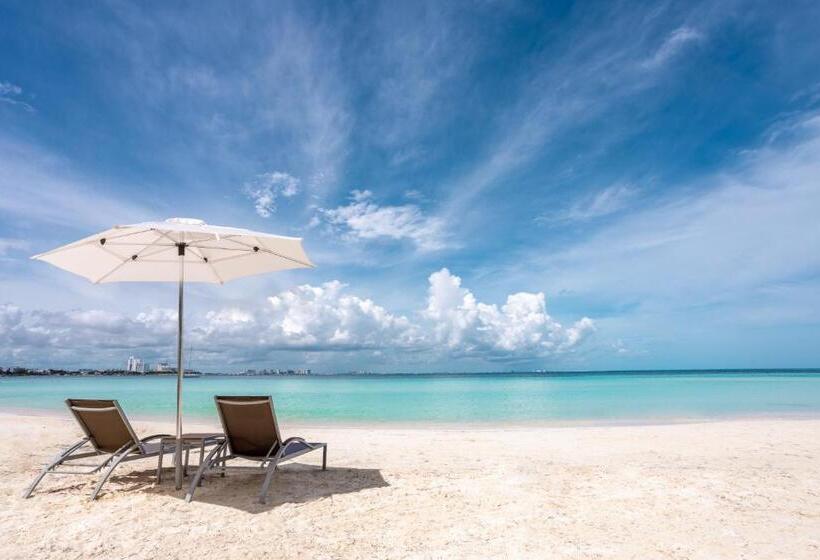 Family Suite, Dreams Sands Cancun Resort & Spa