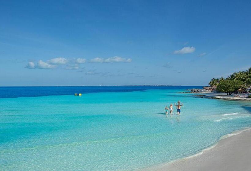 Номер Стандарт Боковой Вид на Море, Dreams Sands Cancun Resort & Spa