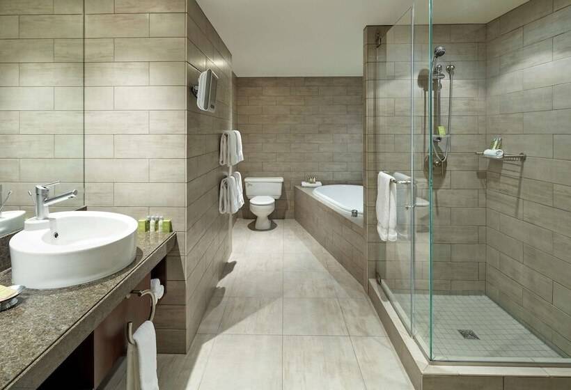 プレジデントスイートルーム, Doubletree By Hilton Montreal