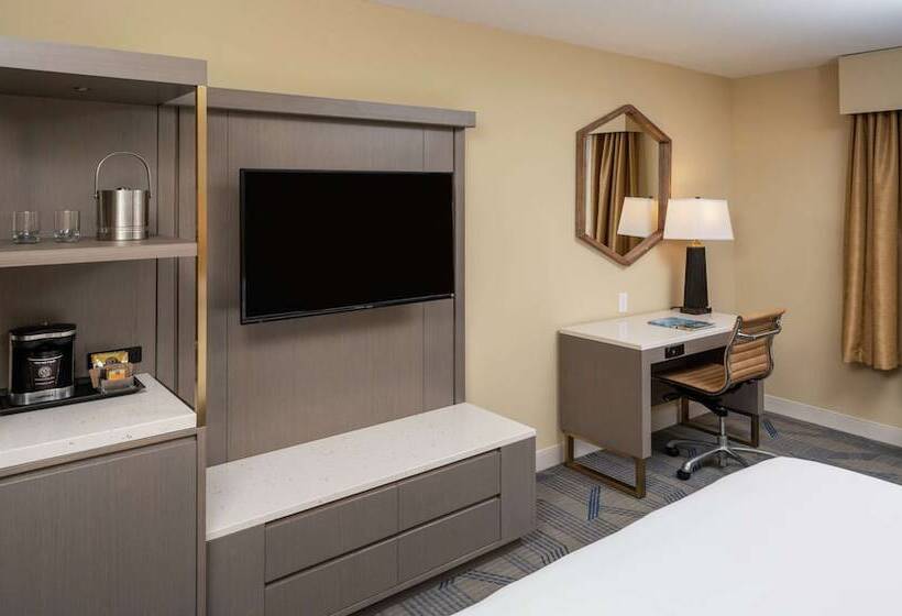 Номер Стандарт Кровать Кинг Адаптированный для Инвалидов, Doubletree By Hilton Hotel St. Augustine Historic District