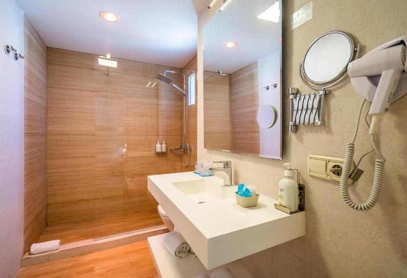 חדר סטנדרט, Yit Casa Grande