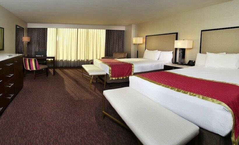 Номер Deluxe, Suncoast Hotel And Casino