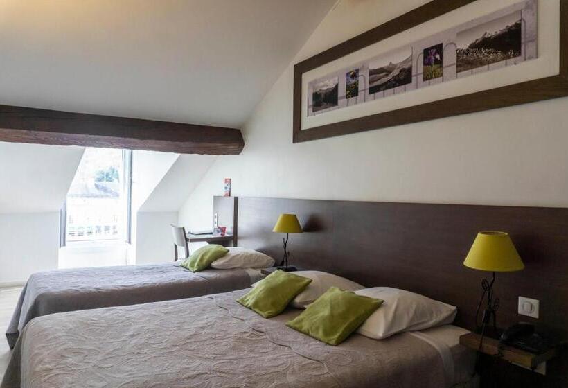Семейный Номер Вид на Горы, Hôtel D'ossau