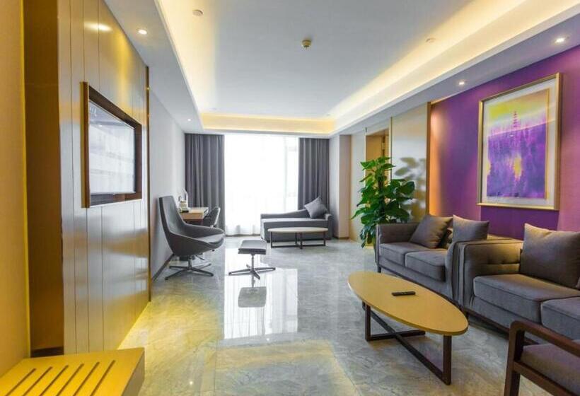 Люкс Повышенной Комфортности, Lavande Hotel Mianyang Jiangyou Monument