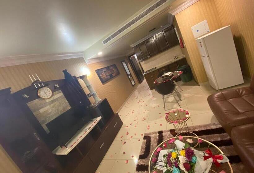 Люкс, Durrat Al Motamizon Furnished Apartment 3