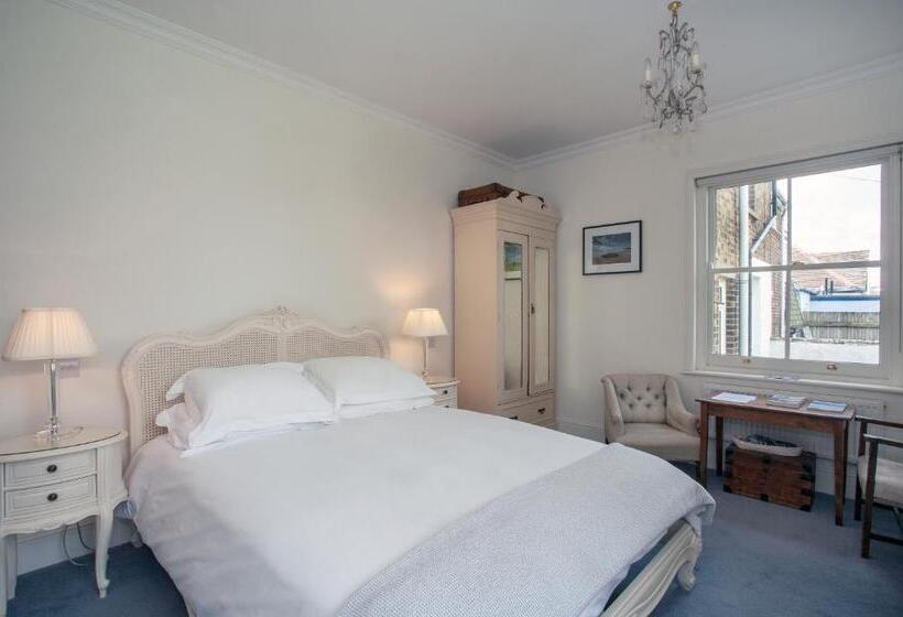 디럭스 룸, Bear S Well Bed & Breakfast