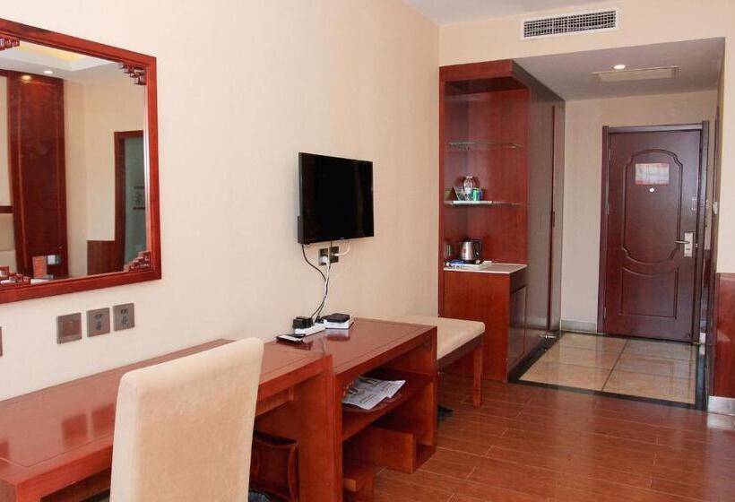 Номер Superior, Junyi Hotel Hebei Zhangjiakou West Bridge District Ciershan Street