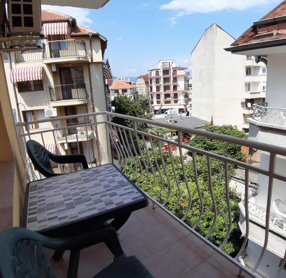 חדר סטנדרט לשלושה, Guest House Diamandievi