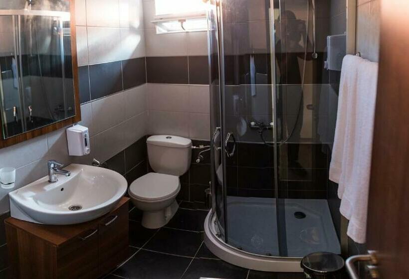 تختخواب در اتاق مشترک, Guest House Vila Salute