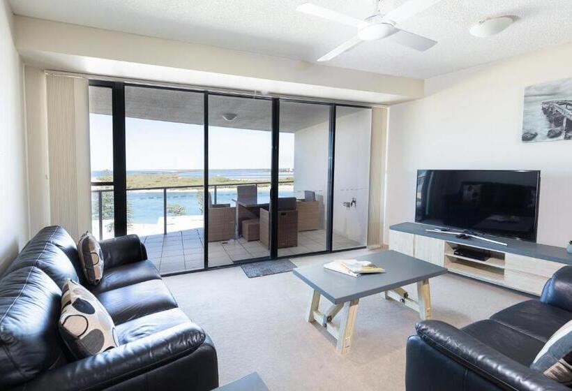 3침실 프리미엄 아파트, The Waterford Prestige Apartments